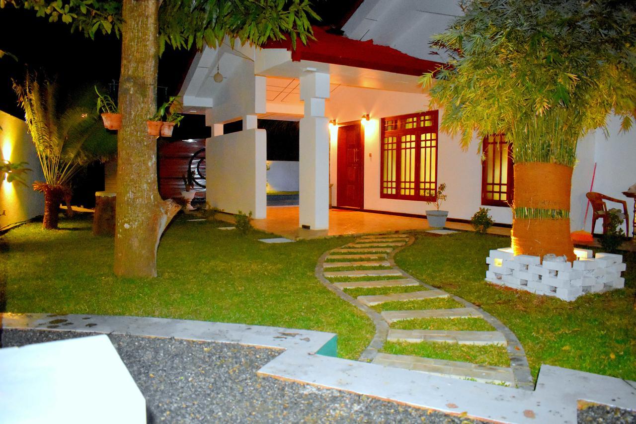 Leonine Villa Yala Tissamaharama Exterior photo